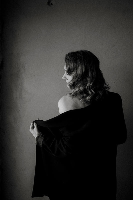 Boudoirkuvaus studiolla Helsingissä. Boudoir photography at a studio in Helsinki.